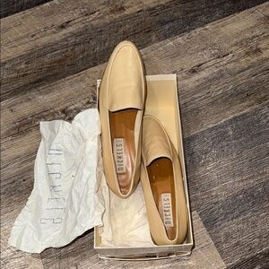Nickels Beige Loafers